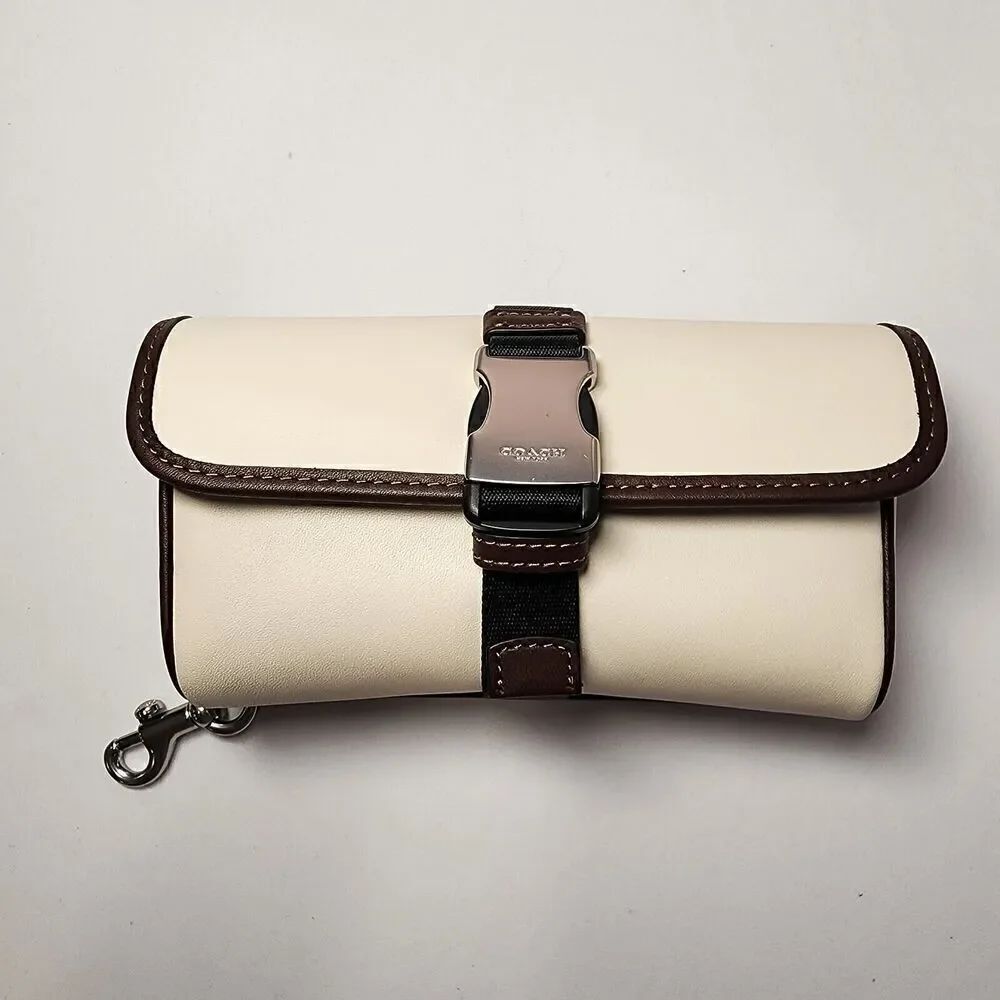 NWT Coach CU238 Leather Racer Pouch In Chalk Maple
